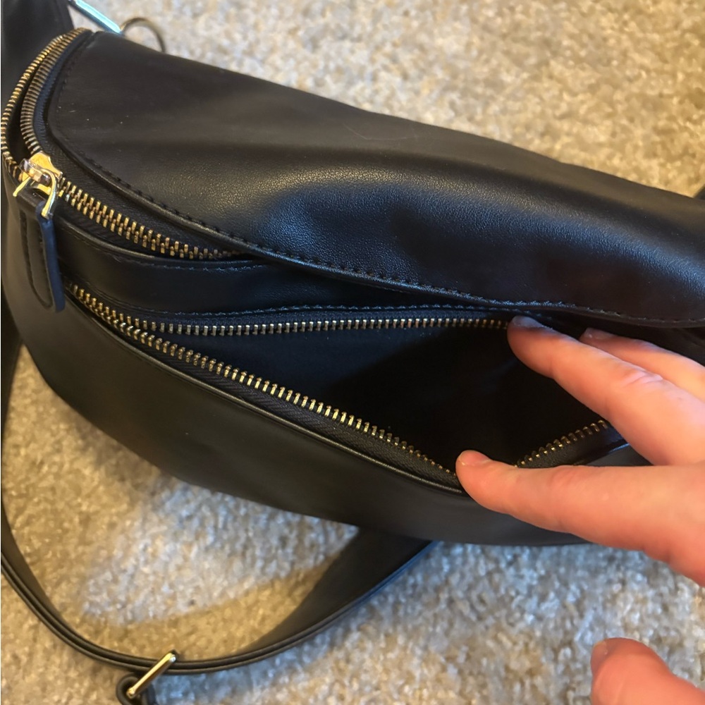 Ruby & Rae The Sidekick Camera Bag - Picture 3 of 7